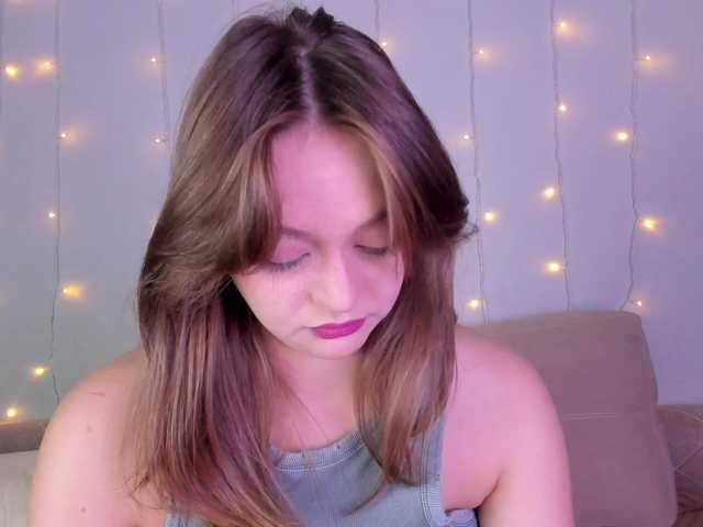 may-flower live cam on BongaCams