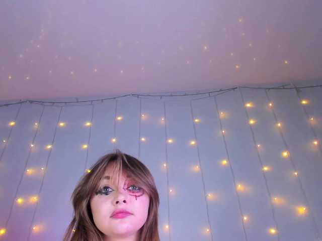 may-flower live cam on BongaCams