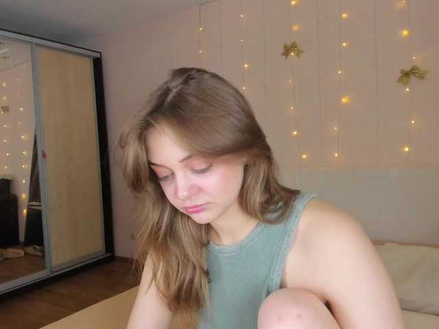 may-flower's BongaCams show and profile