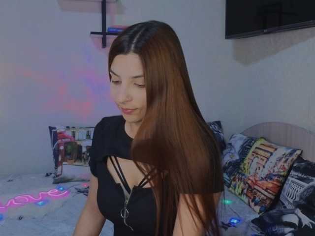 IngaShy live cam on BongaCams