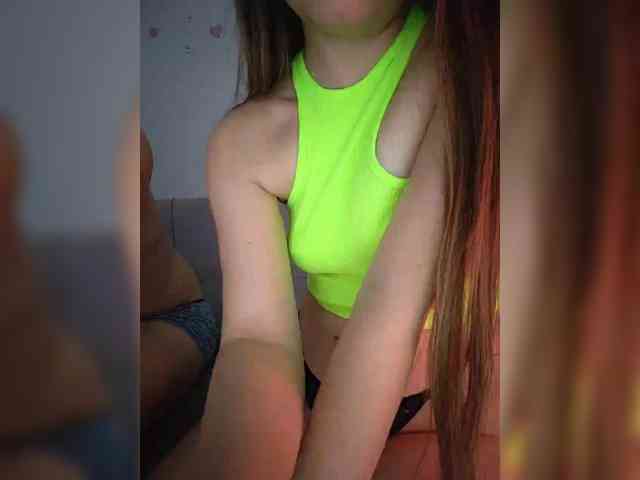 AnnaRoms12 Live Webcam on BongaCams