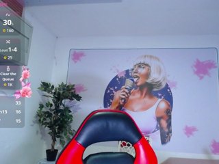 cristal-horny19 Porn Show