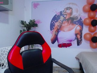 cristal-horny19 Porn Show