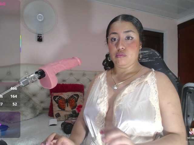 cristal-horny19