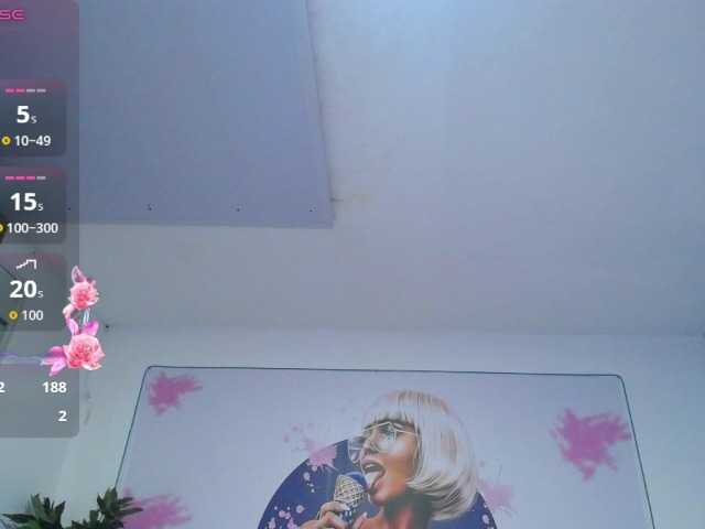 cristal-horny19 live cam preview