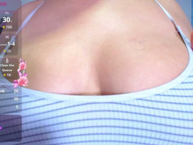 cristal-horny19