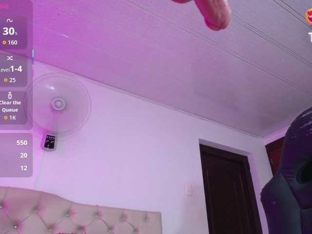 cristal-horny19