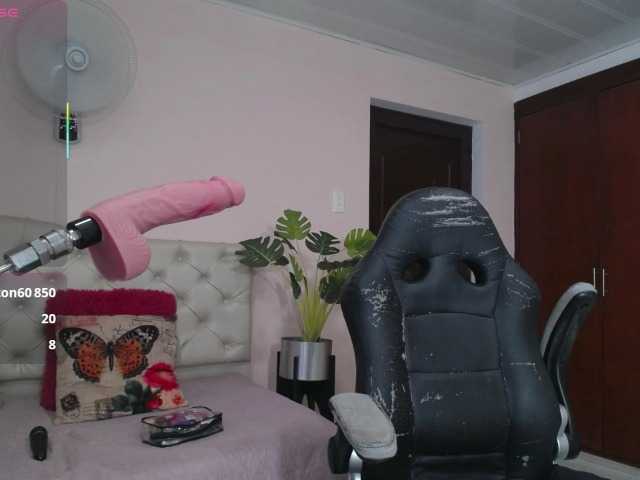 cristal-horny19