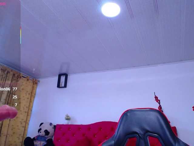 cristal-horny19