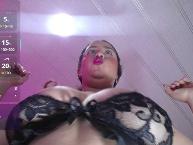 cristal-horny19