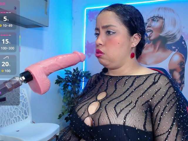 cristal-horny19