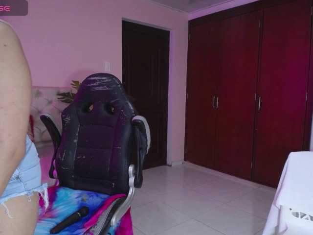 cristal-horny19