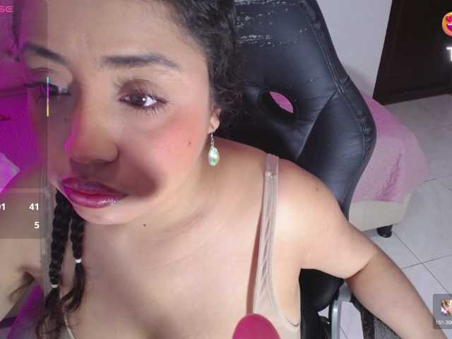 cristal-horny19