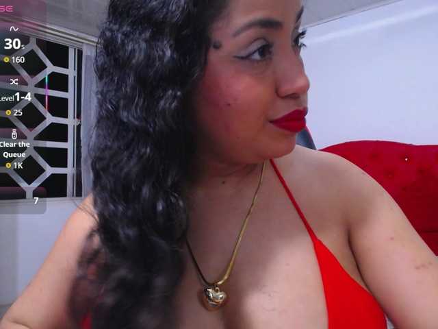 cristal-horny19