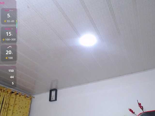 cristal-horny19