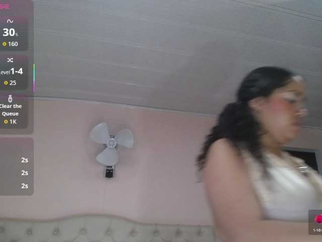 cristal-horny19
