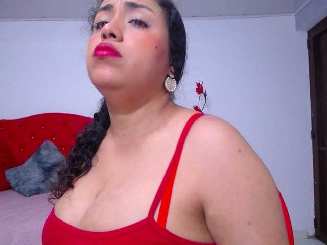 cristal-horny19