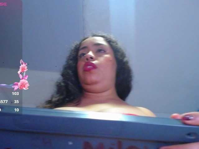 cristal-horny19 live cam preview