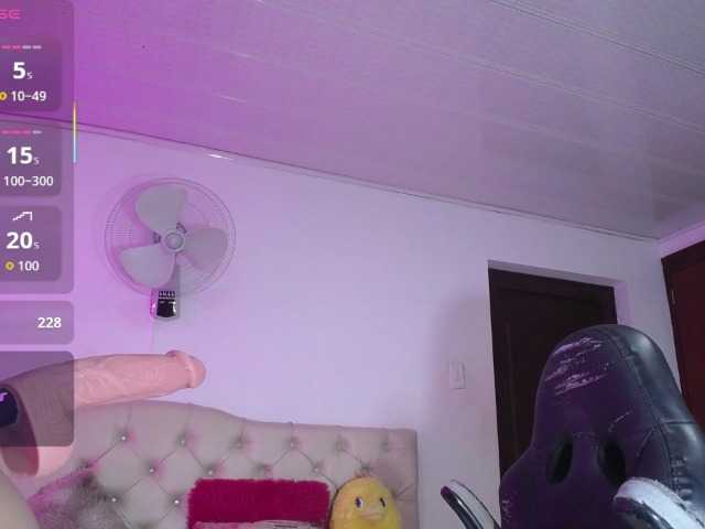 cristal-horny19 live cam on UnifiedCams
