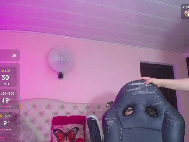 cristal-horny19