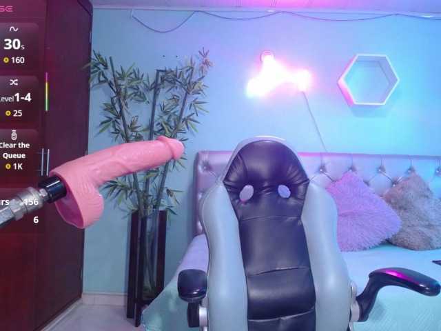 Sex chat gratuit in direct cu cristal-horny19 pe BongaCams