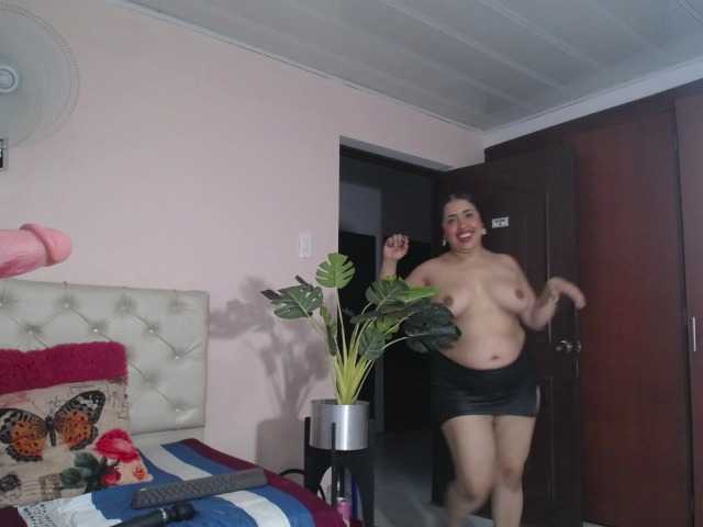 cristal-horny19
