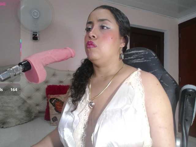 cristal-horny19
