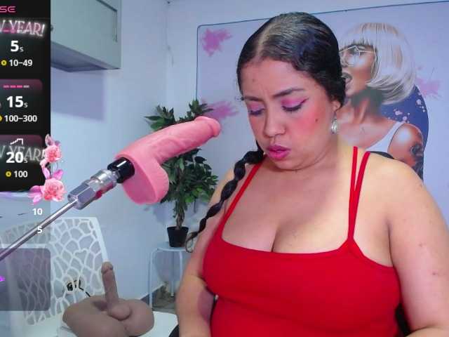 cristal-horny19
