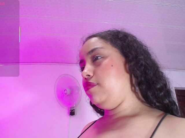 cristal-horny19 live cam on UnifiedCams