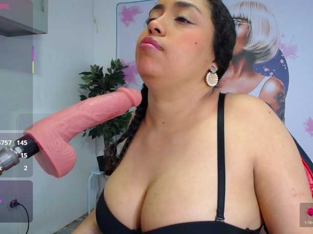 cristal-horny19