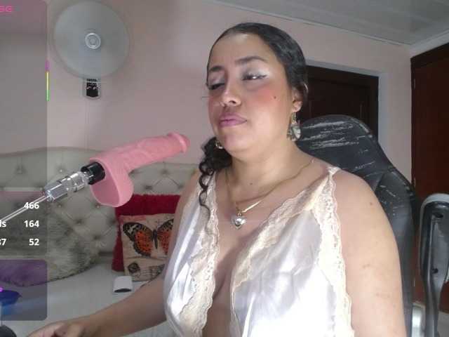 cristal-horny19 live cam preview