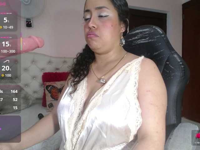 cristal-horny19 live cam on BongaCams
