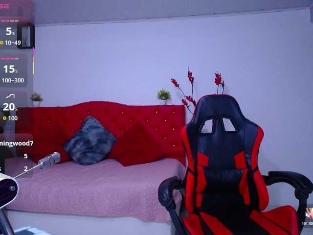 cristal-horny19