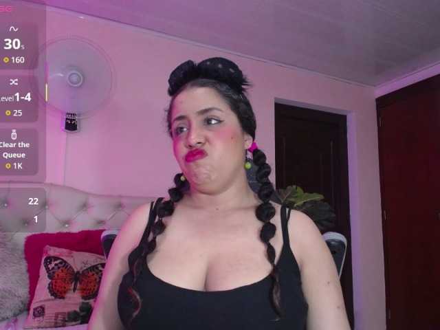 cristal-horny19