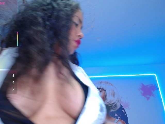 cristal-horny19 live cam on BongaCams