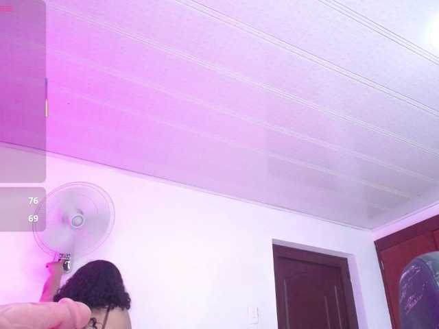 cristal-horny19 live cam on UnifiedCams