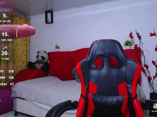 cristal-horny19
