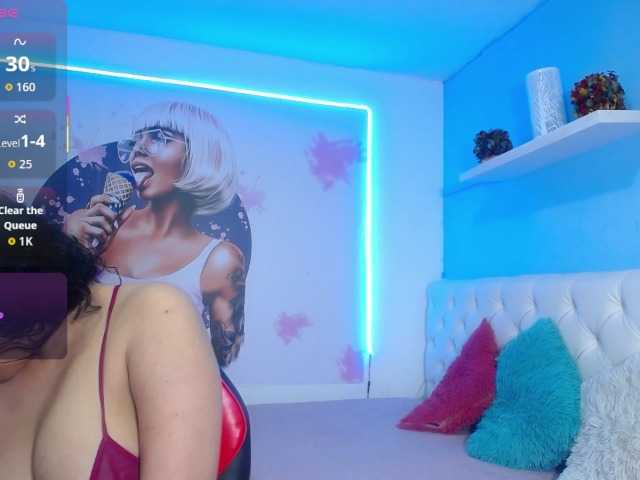 cristal-horny19 live cam on BongaCams