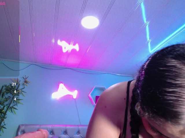 cristal-horny19