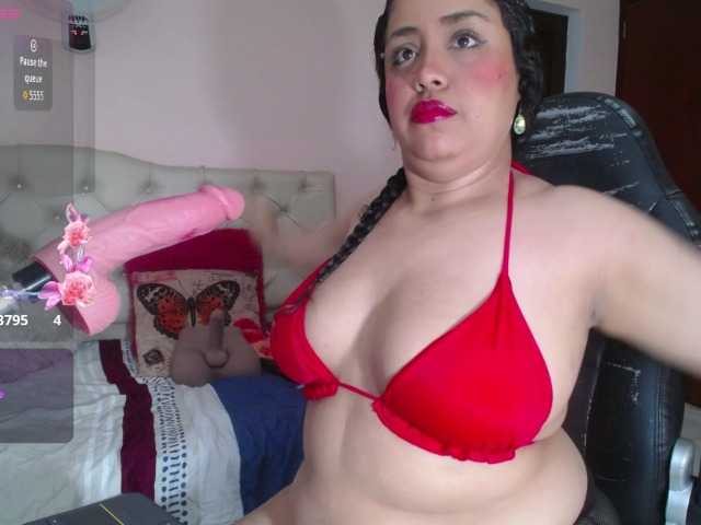 cristal-horny19