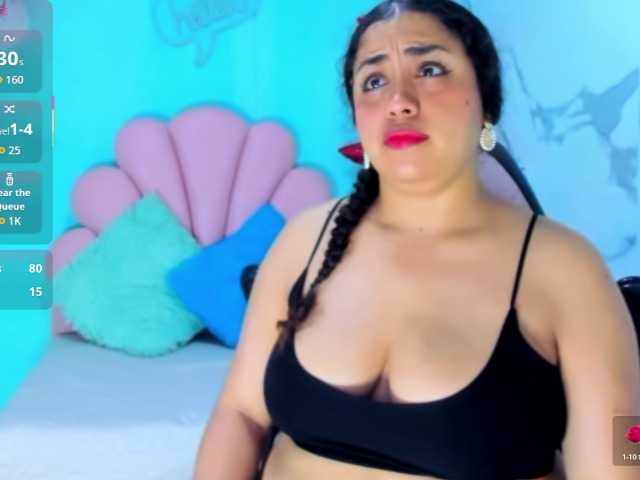 cristal-horny19