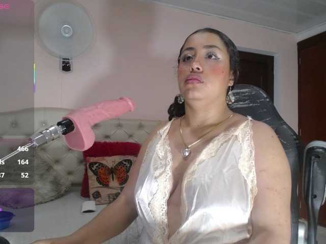 cristal-horny19