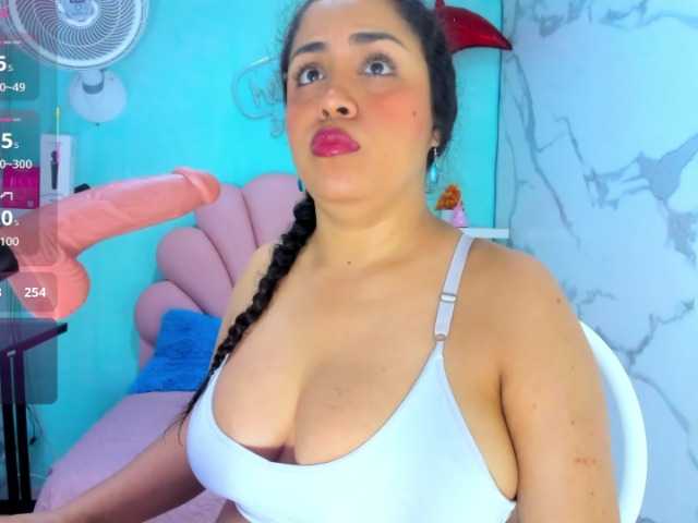 cristal-horny19 live cam on BongaCams