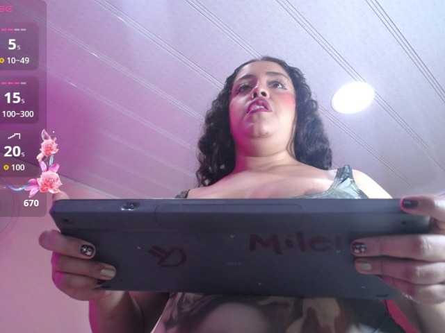 cristal-horny19
