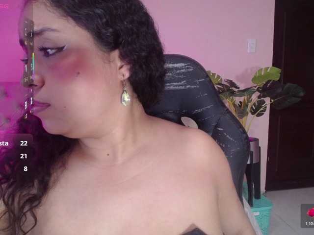 cristal-horny19