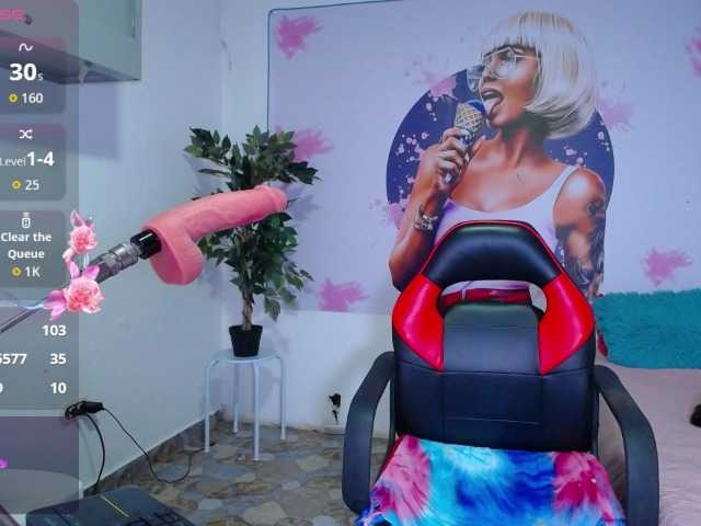cristal-horny19 live cam on BongaCams