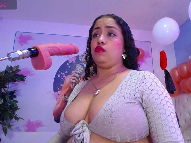cristal-horny19
