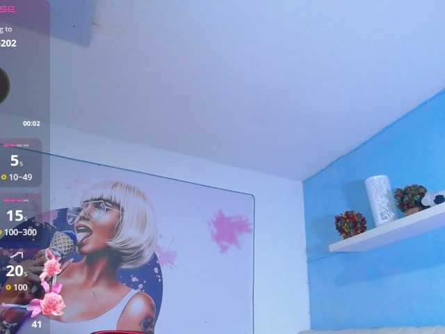 cristal-horny19