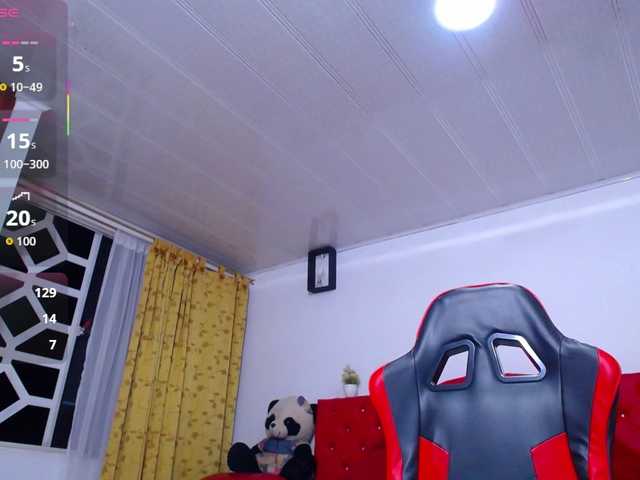 cristal-horny19