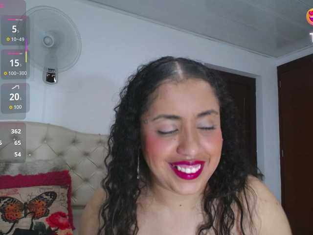 cristal-horny19